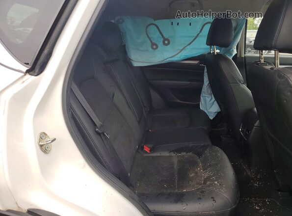 JM3KFBCM7L0761332 2020 MAZDA CX-5 White Հետևի նստատեղերի տեսք