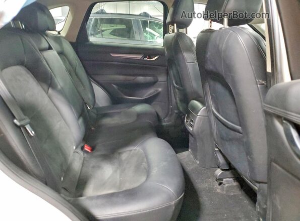 JM3KFBCM9L0844888 2020 MAZDA CX-5 White Rear seats view