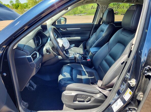 JM3KFBCMXN1554513 2022 MAZDA CX-5 Blue Front interior view