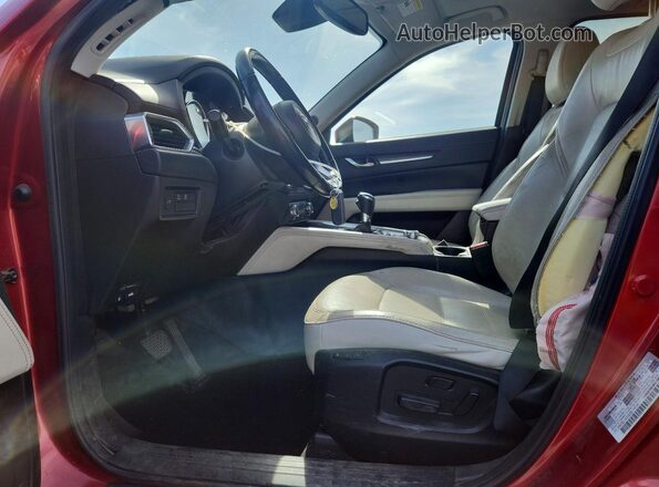 JM3KFBDL1H0164335 2017 MAZDA CX-5 Burgundy Widok wnętrza z przodu