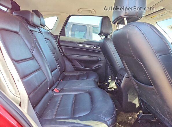 JM3KFBDL4H0186040 2017 MAZDA CX-5 Red უკანა სავარძლების ხედი