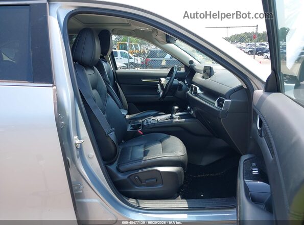 JM3KFBDM0J0320699 2018 MAZDA CX-5 Silver Front interior view