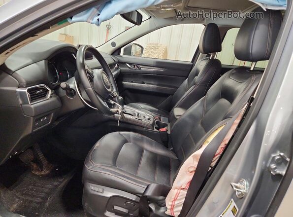 JM3KFBDM0K0516949 2019 MAZDA CX-5 Silver Front interior view