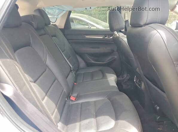 JM3KFBDM0L0722998 2020 MAZDA CX-5 Silver Widok tylnych siedzeń