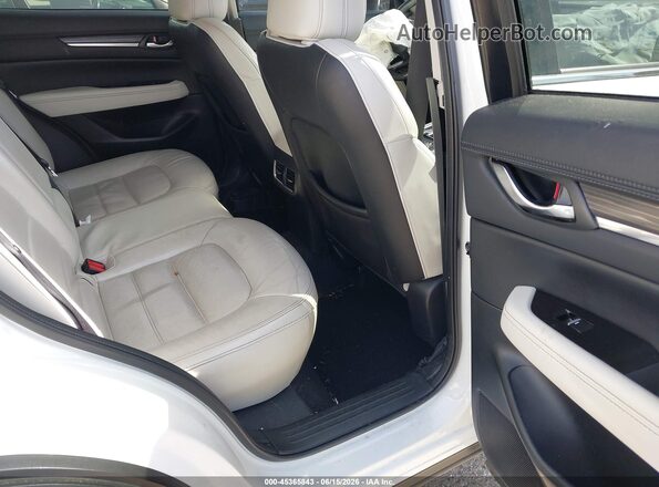 JM3KFBDM2J0305377 2018 MAZDA CX-5 White Vista de la etiqueta del VIN