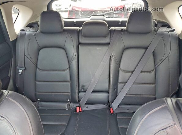 JM3KFBDM2J0339030 2018 MAZDA CX-5 Charcoal Вид задніх сидінь