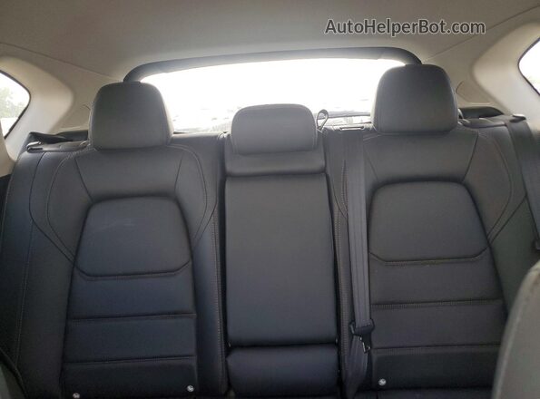 JM3KFBDM2K0521991 2019 MAZDA CX-5 White Rear seats view