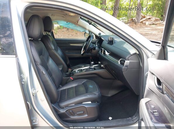 JM3KFBDM6L0787760 2020 MAZDA CX-5 Silver Front interior view