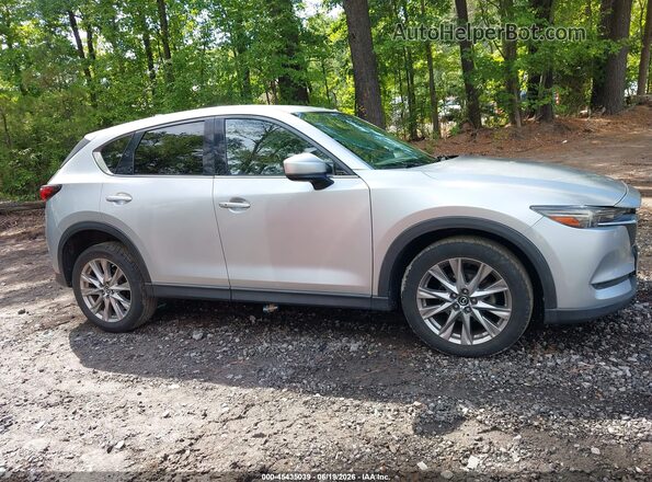 JM3KFBDM6L0787760 2020 MAZDA CX-5 Silver Rear interior view