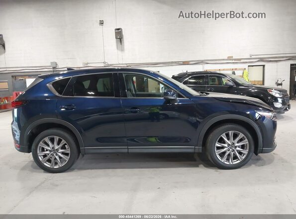 JM3KFBDM7K0690937 2019 MAZDA CX-5 Blue Rear interior view