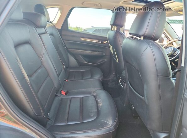 JM3KFBDM9K0672861 2019 MAZDA CX-5 Gray Rear interior view