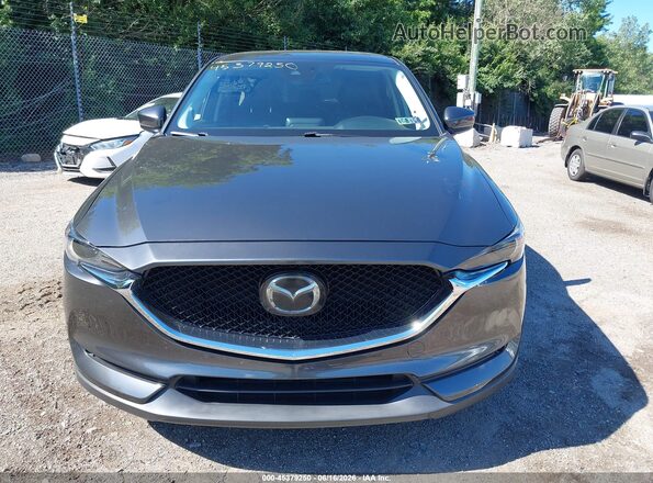 JM3KFBDMXJ0457312 2018 MAZDA CX-5 Gray Widok wnętrza z tyłu