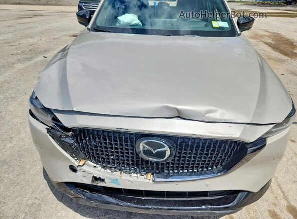 JM3KFBDY8S0602156 2025 MAZDA CX-5 Beige ძრავის განყოფილების ხედი