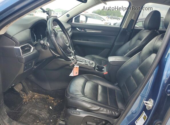 JM3KFBEM9P0118533 2023 MAZDA CX-5 Синий Вид салона спереди