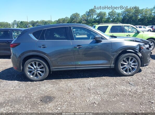 JM3KFBEY8K0596048 2019 MAZDA CX-5 Gray Rear interior view