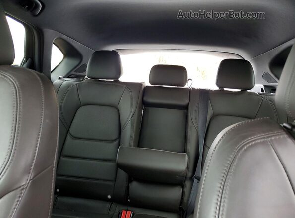 JM3KFBEY8K0632191 2019 MAZDA CX-5 Black Vista de los asientos traseros