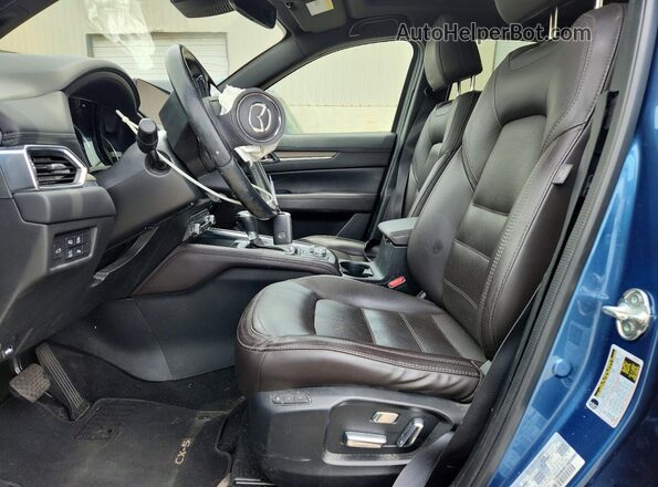 JM3KFBEYXM0456814 2021 MAZDA CX-5 Blue Front interior view