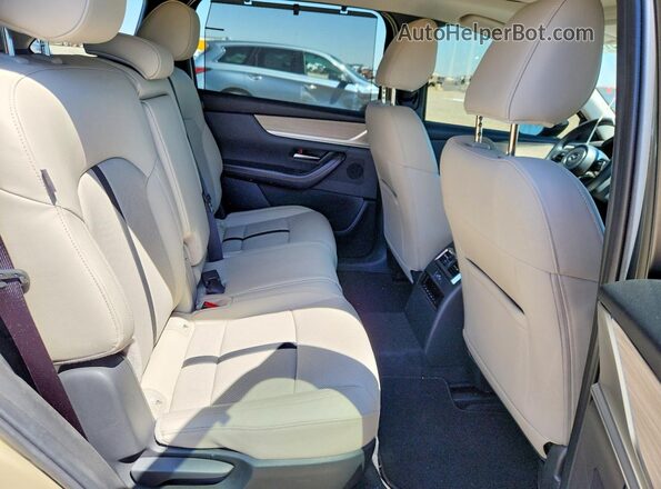 JM3KJBHDXS1128808 2025 MAZDA CX-70 Green Widok wnętrza z tyłu