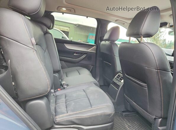JM3KJDHA2S1126438 2025 MAZDA CX-70 Blue Rear interior view