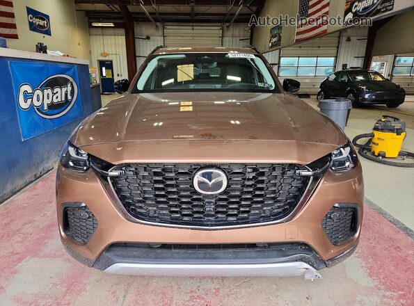 JM3KJDHA3S1111530 2025 MAZDA CX-70 Tan Widok z przodu