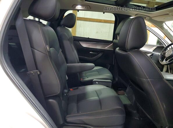 JM3KKCHDXS1208256 2025 MAZDA CX-90 White Вид задньої частини салону