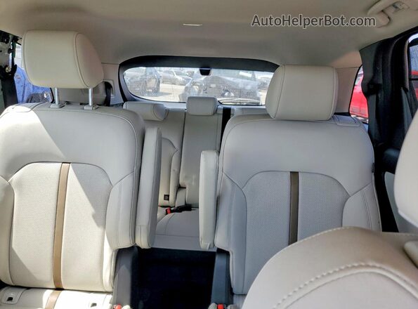 JM3KKEHA8R1126103 2024 MAZDA CX-90 White Vista de los asientos traseros