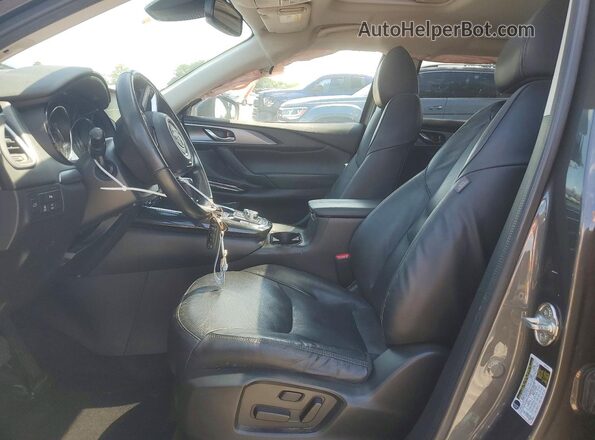 JM3TCACY7J0228971 2018 MAZDA CX-9 Gray Front interior view