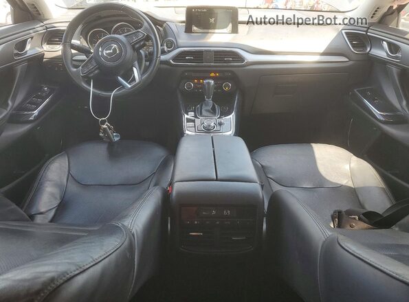 JM3TCACY7J0228971 2018 MAZDA CX-9 Gray Dashboard view