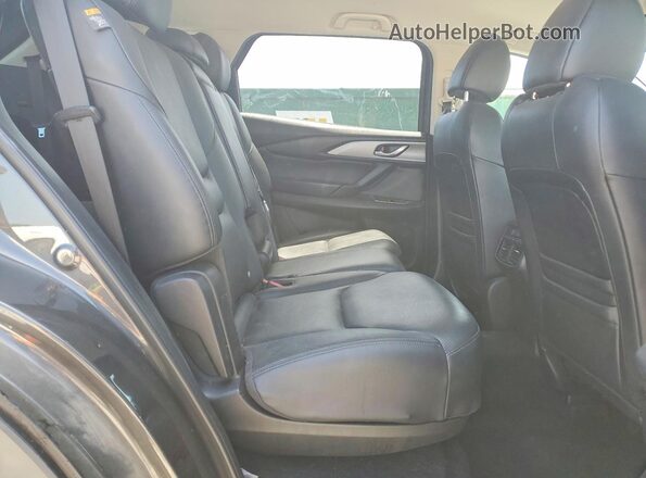 JM3TCACY8J0223066 2018 MAZDA CX-9 Gray Rear interior view