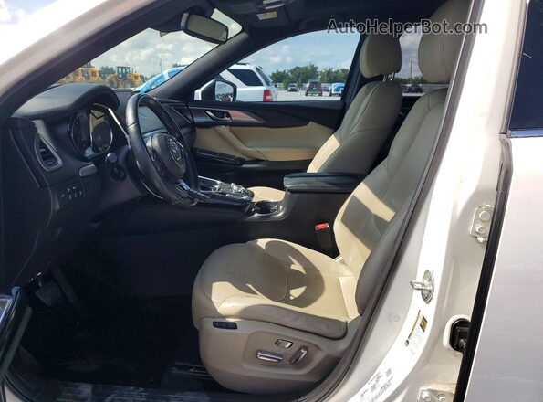 JM3TCADY2H0127846 2017 MAZDA CX-9 White Вид салону спереду