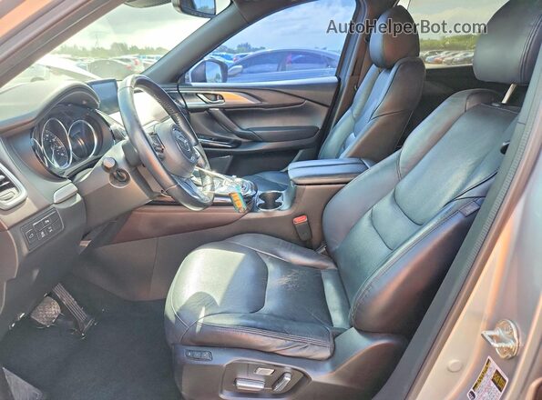 JM3TCADY6J0222027 2018 MAZDA CX-9 Серебряный Вид салона спереди