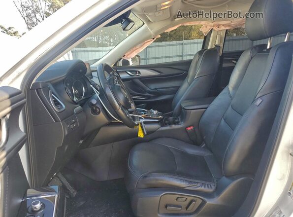 JM3TCBCY7J0217572 2018 MAZDA CX-9 White Front interior view