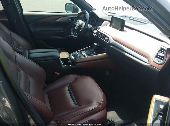 JM3TCBEY7J0216614 2018 MAZDA CX-9 Gray Widok wnętrza z przodu