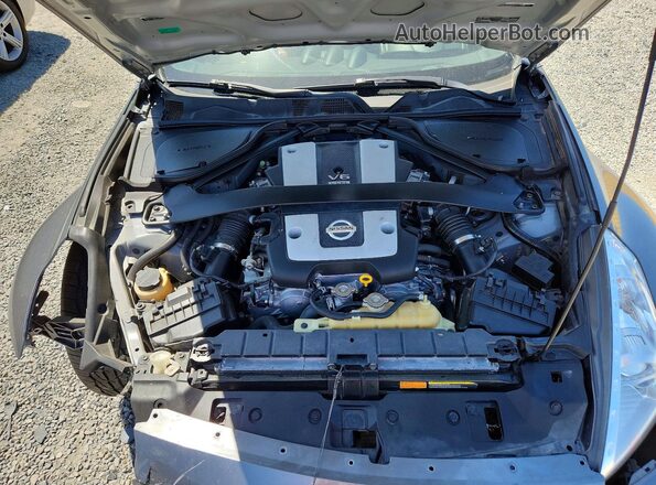 JN1AZ4EHXHM952706 2017 NISSAN 370Z Gray Вид задньої частини салону