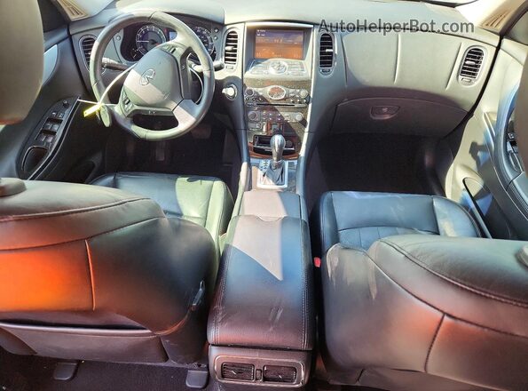 JN1BJ0RP6HM385030 2017 INFINITI QX50 Серебряный Вид панели приборов