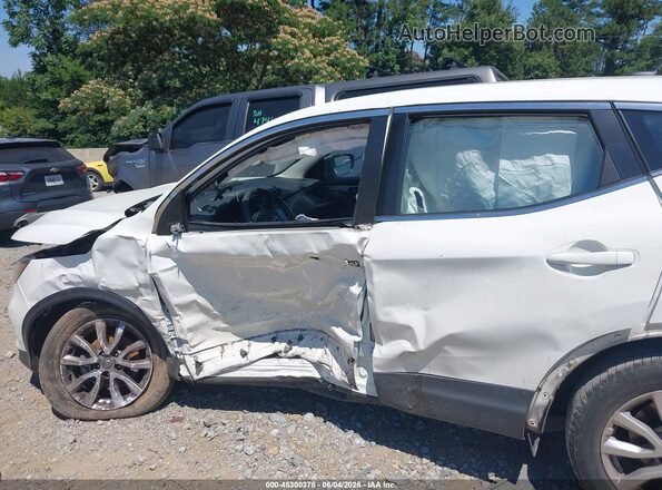 JN1BJ1AV2MW312509 2021 NISSAN ROGUE White Widok z przodu
