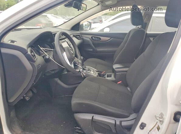 JN1BJ1AV7MW308309 2021 NISSAN ROGUE White Front interior view
