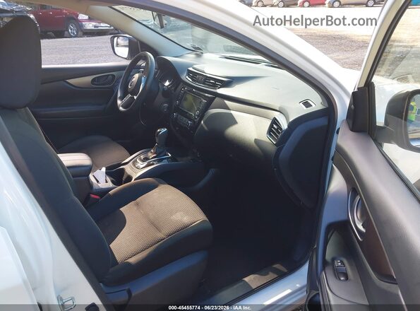 JN1BJ1AWXMW440165 2021 NISSAN ROGUE Белый Вид салона спереди
