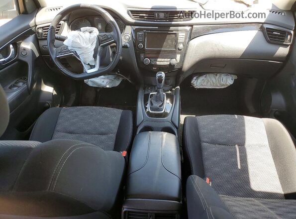 JN1BJ1BW5PW108301 2023 NISSAN QASHQAI Red Вид панелі приладів