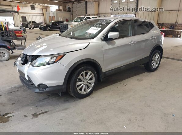 JN1BJ1CP4HW011499 2017 NISSAN ROGUE Серебряный Передняя левая четверть