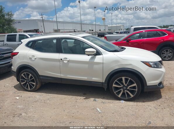 JN1BJ1CP5HW021295 2017 NISSAN ROGUE White Սալոնի հետևի տեսք