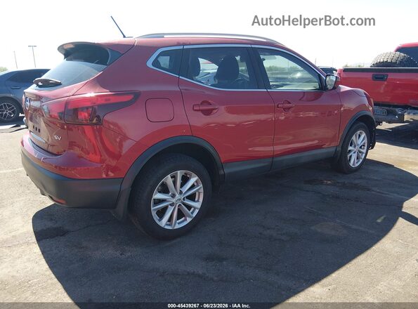 JN1BJ1CP7HW013666 2017 NISSAN ROGUE Red Հետևի աջ