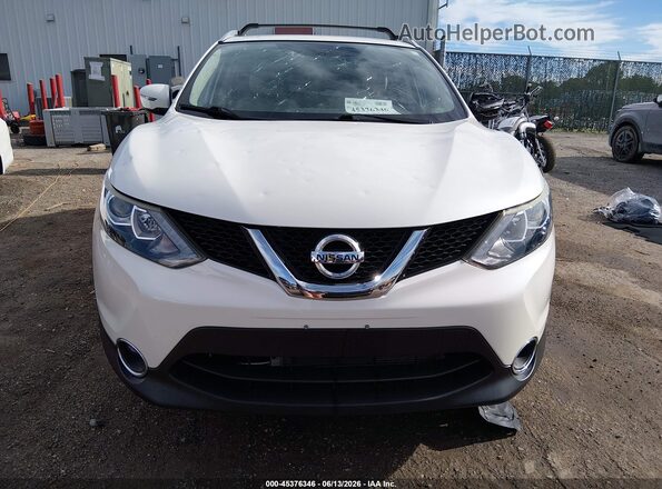 JN1BJ1CP8JW101454 2018 NISSAN ROGUE Белый Вид щитка приборов