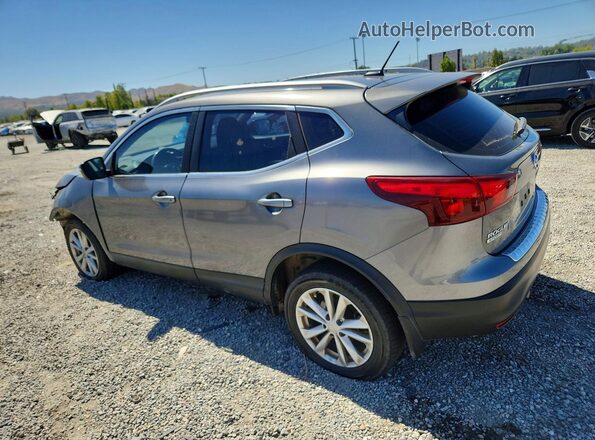 JN1BJ1CPXJW106901 2018 NISSAN ROGUE Серый 