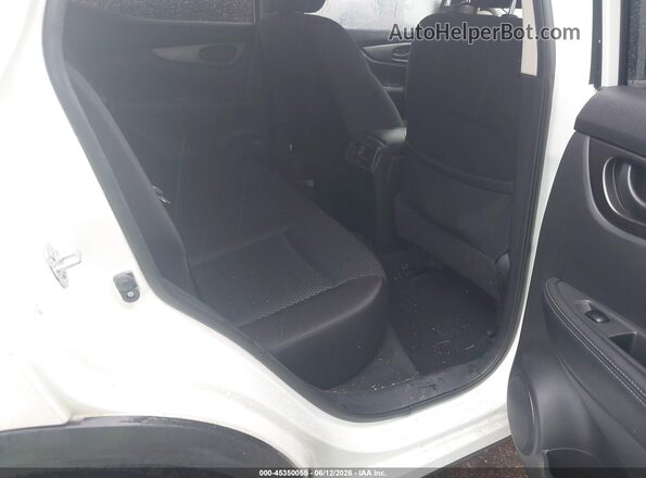 JN1BJ1CPXJW107479 2018 NISSAN ROGUE White Вид наклейки з VIN-кодом