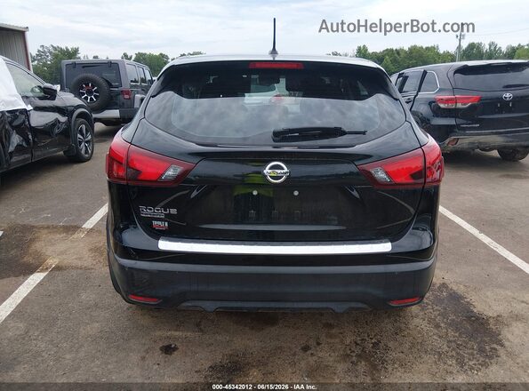 JN1BJ1CPXJW159209 2018 NISSAN ROGUE Black 