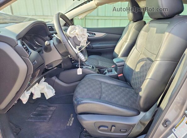 JN1BJ1CV4LW264152 2020 NISSAN ROGUE Gray Widok wnętrza z przodu