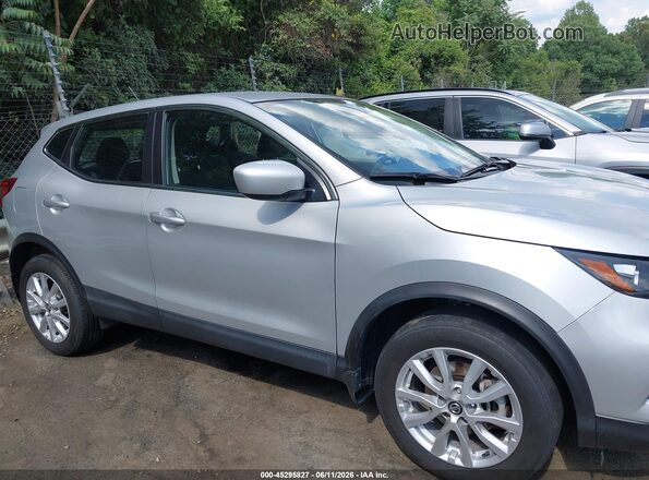 JN1BJ1CV4LW275331 2020 NISSAN ROGUE Серебряный Вид задней части салона