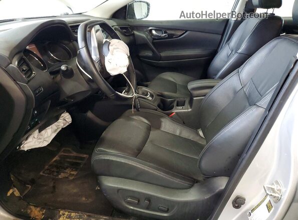 JN1BJ1CWXNW497657 2022 NISSAN ROGUE Silver წინა სალონის ხედი