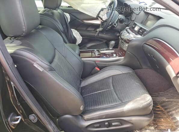 JN1BY1AP2KM505698 2019 INFINITI Q70 Черный Вид салона спереди